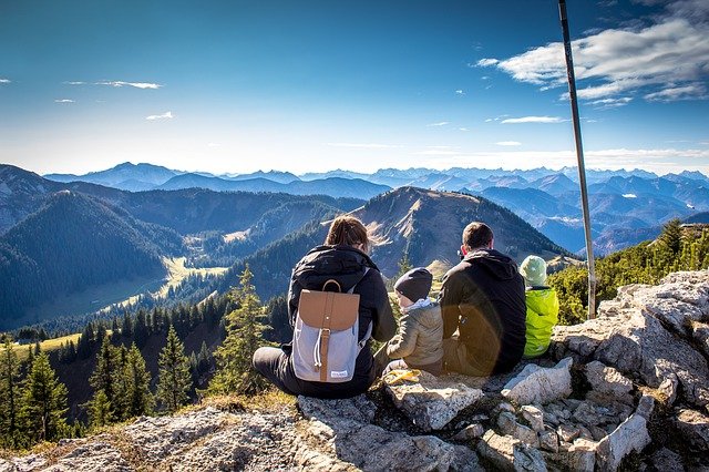 wandelvakantie met kinderen in de Alpen