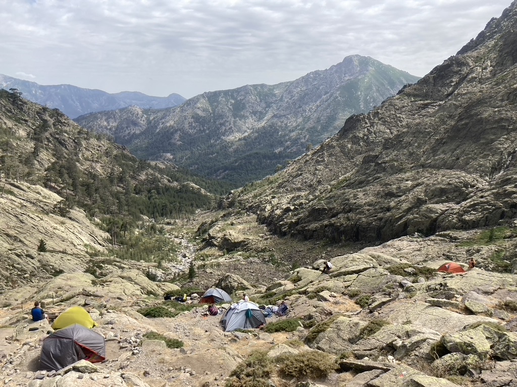 tenten bij Refuge Tighjettu