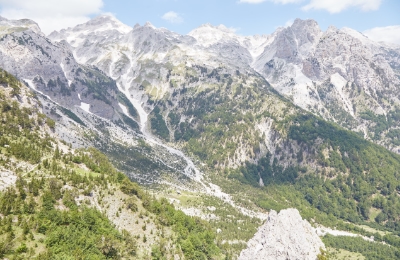Peaks of the Balkan Valbona naar Teth