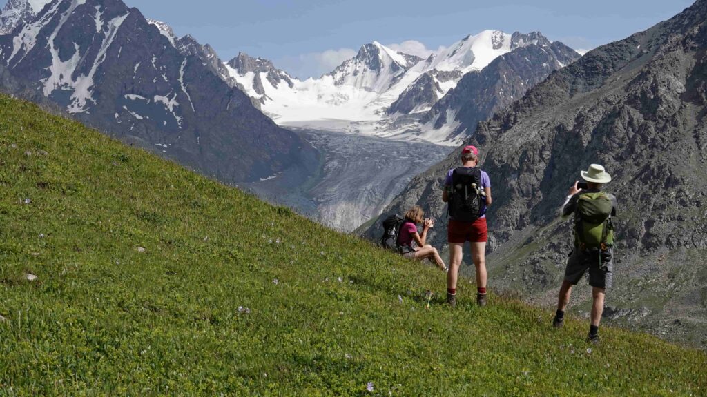wandelreizen in Kirgizië in de Ak-suu Vallei