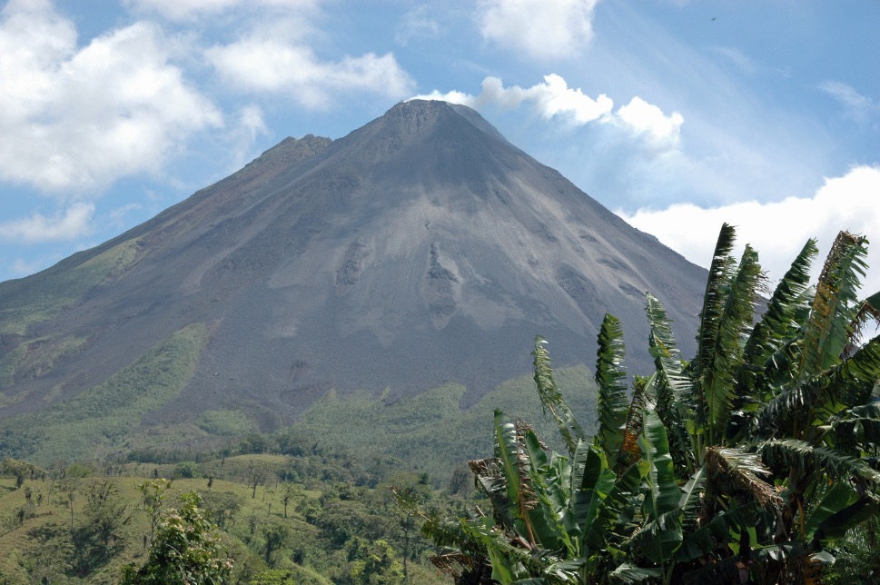 Zicht op de Arenal vulkaan Costa Rica