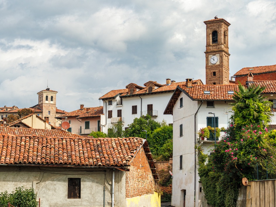 Wandel door verstilde dorpen Piemonte