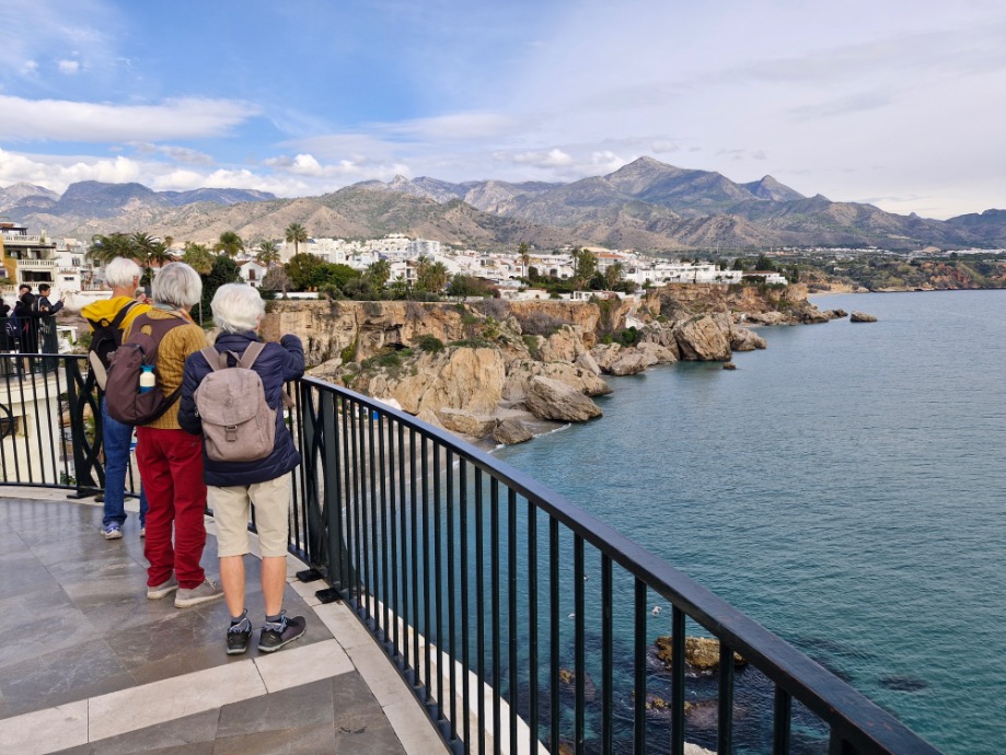Dagtrip naar Nerja tijden Actief Overwinteren in Andalusië