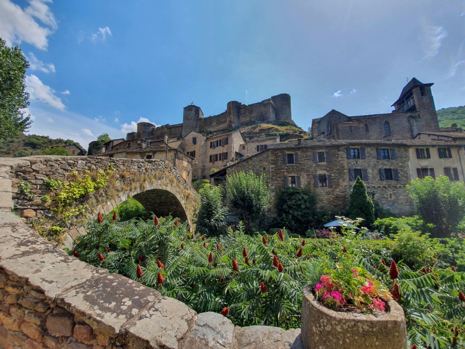 Brousse Le Château